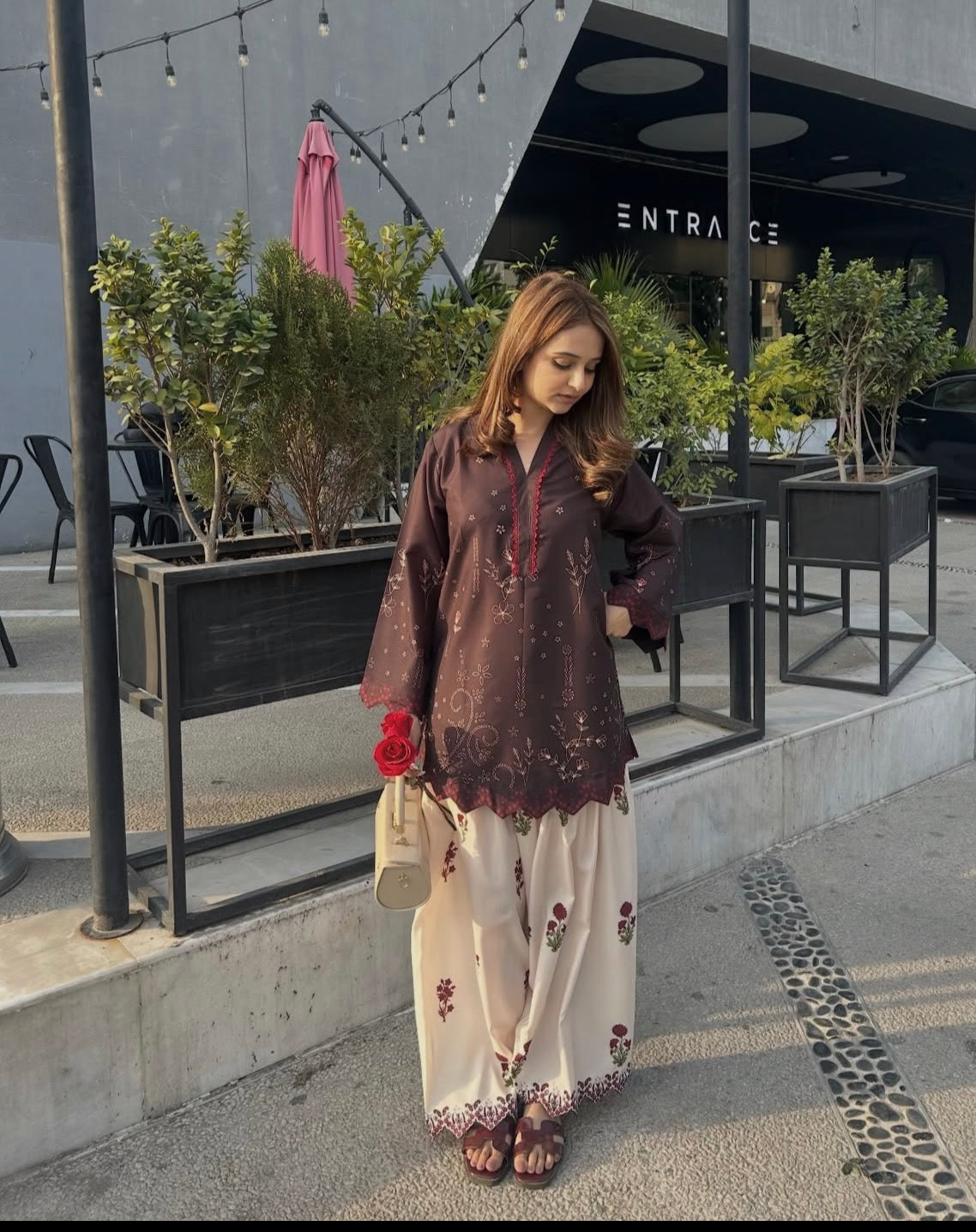 Coffee bloom Farsi suit