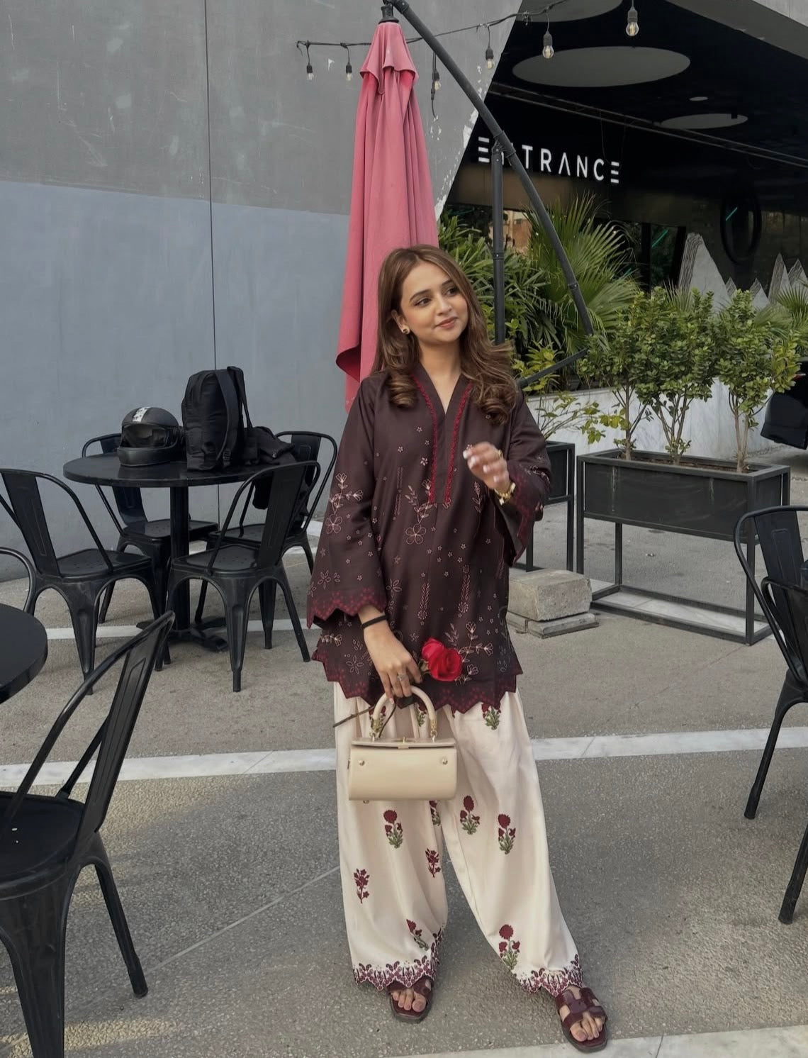 Coffee bloom Farsi suit