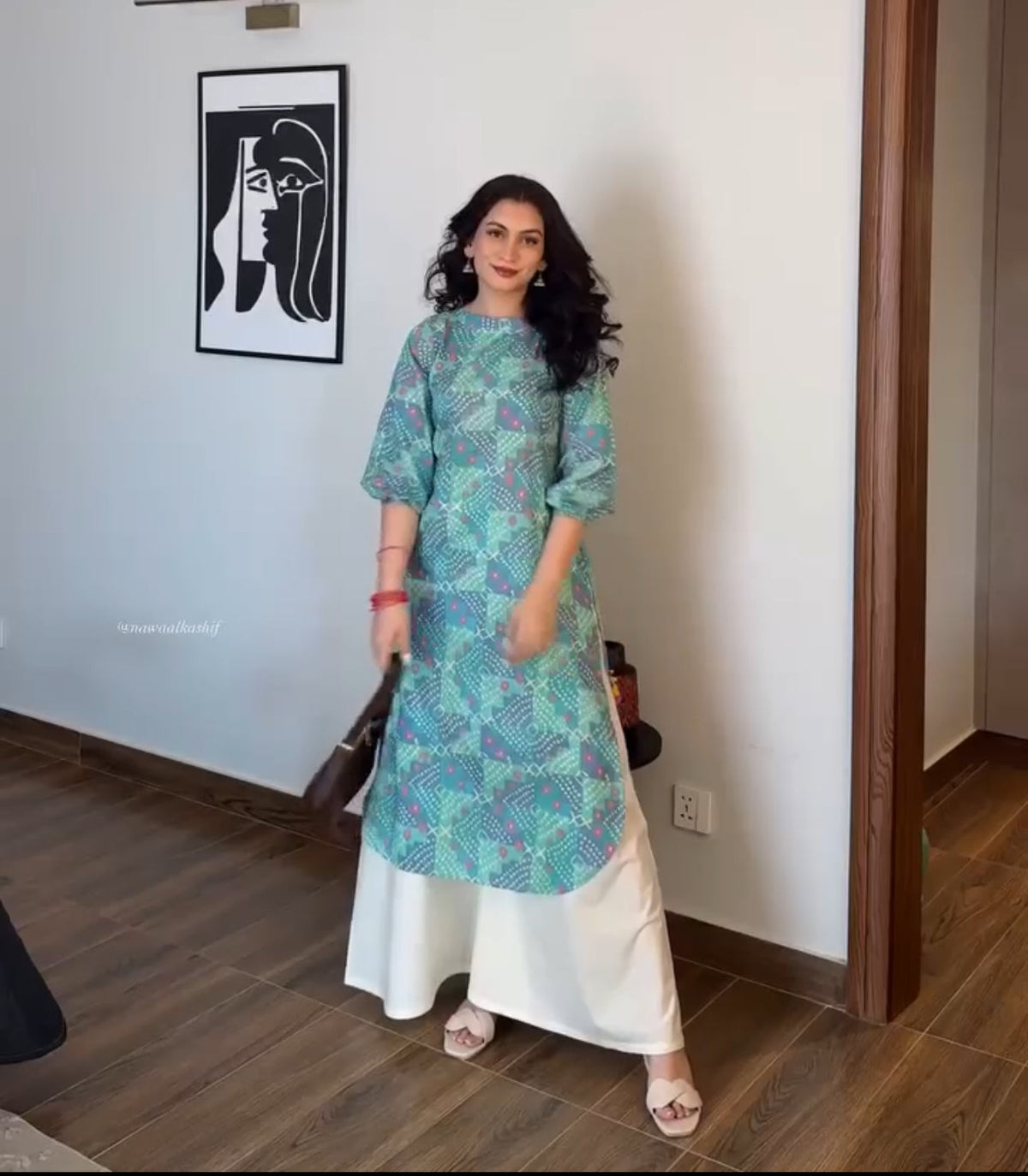 Bhandej suit
