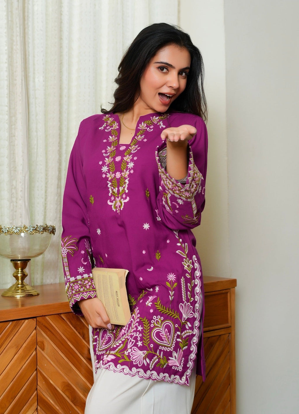 Rang-E-Malka Premium Farsi Set