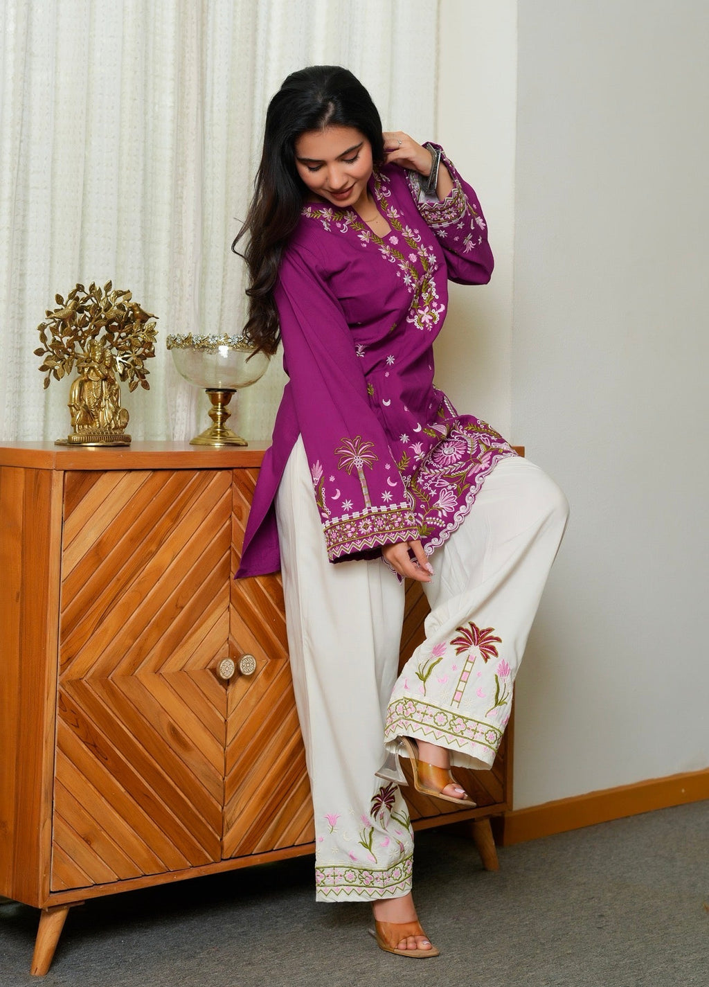 Rang-E-Malka Premium Farsi Set