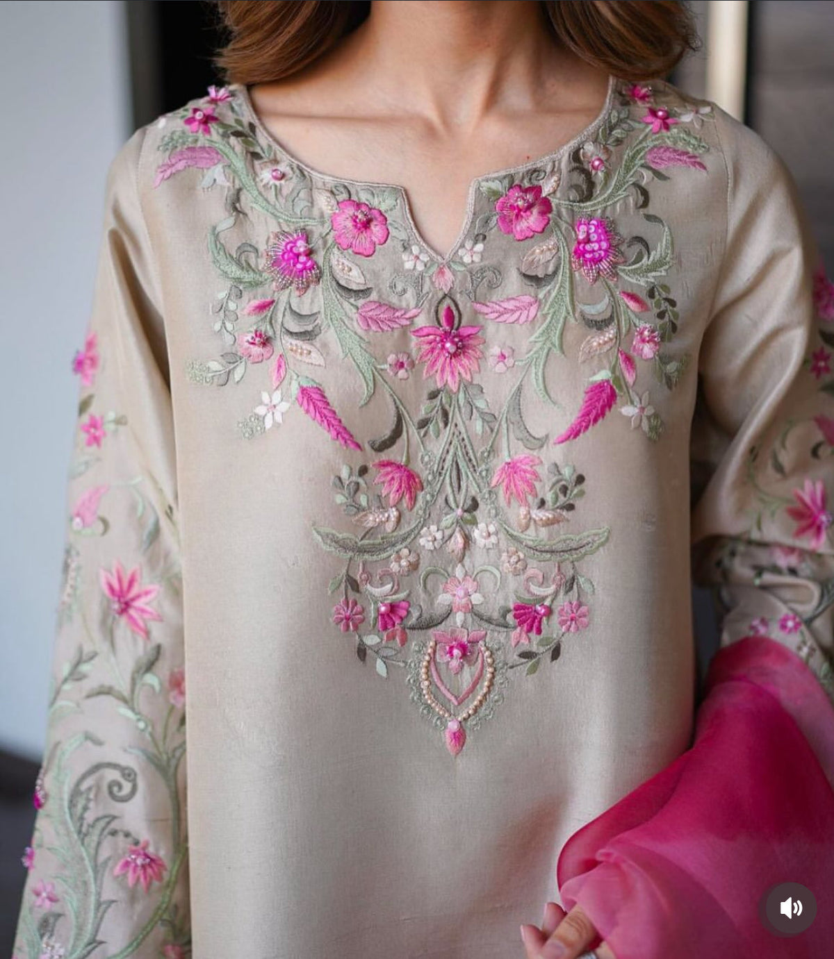 Lahriya Suit Set