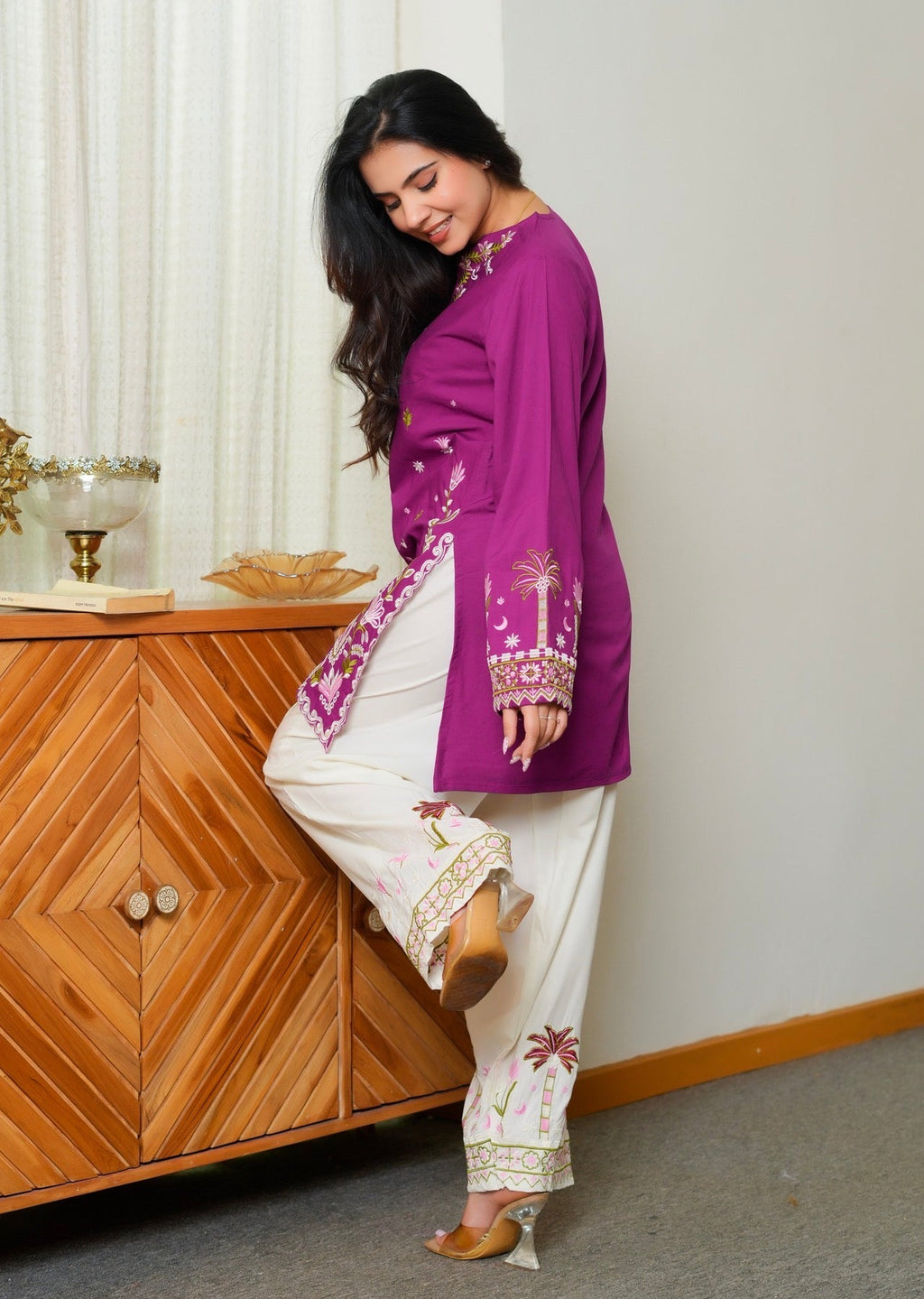 Rang-E-Malka Premium Farsi Set